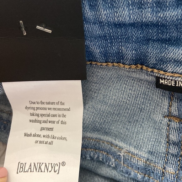 Blank NYC The Baxter Ripped High Waisted Ribcage Straight Leg Jeans size 28 - Picture 12 of 13